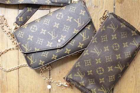 comment savoir si un sac louis vuitton est vrai|Comment repérer une fausse pochette Louis Vuitton [Real vs Fake].